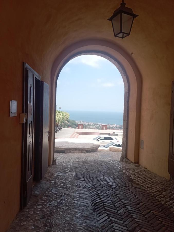 Апартаменти Casa Ines Maranola Екстер'єр фото